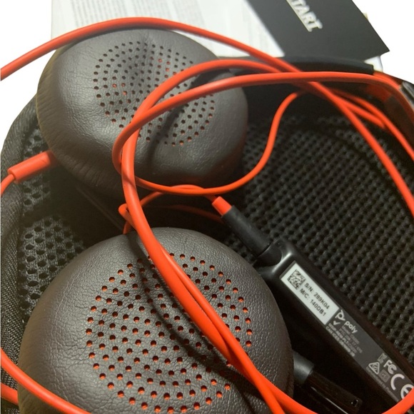 📞🧏🏼‍♀️POLY Headphones Call/Music/Micro Quickstart Blackwire 5200 NEW🧏🏽📞 - Picture 5 of 14